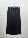 Pantalon fluide satiné noir – Grande taille