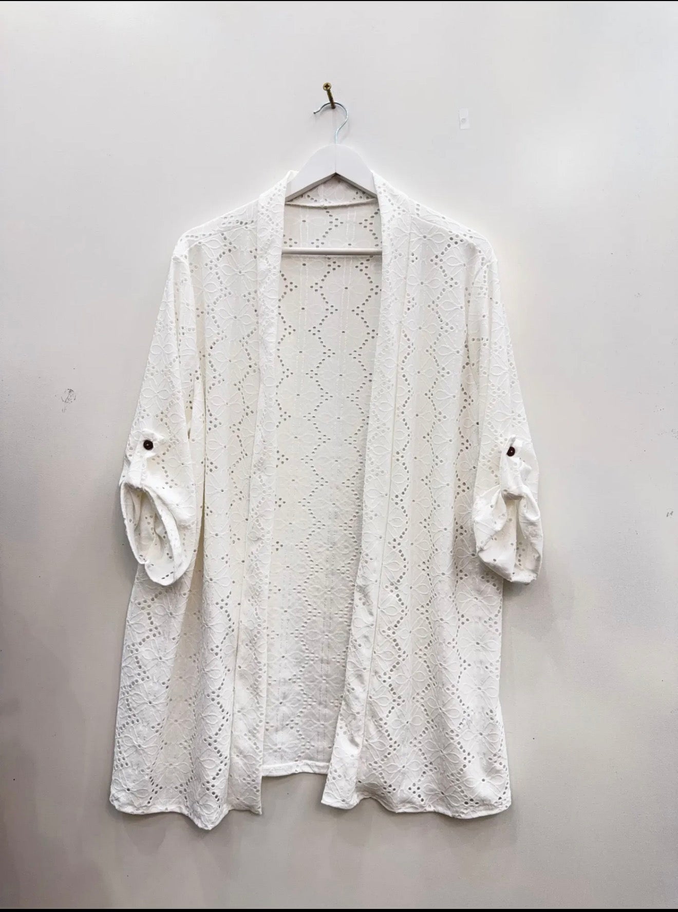 Gilet long en broderie anglaise blanc