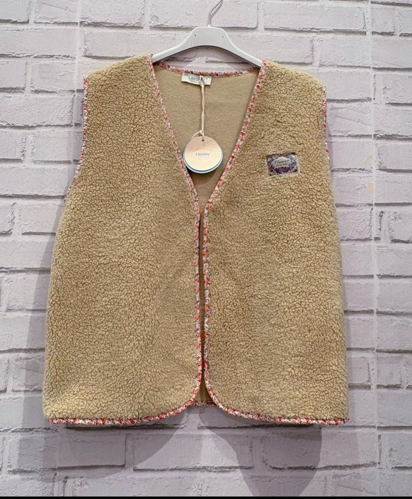 Gilet sans manches effet mouton – Beige